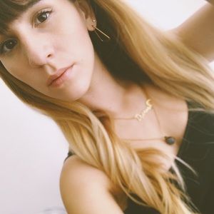 Meet your Posher, Yvis del mar